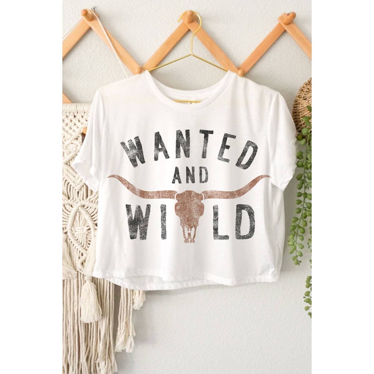 WANTED AND WILD GRAPHIC TEE