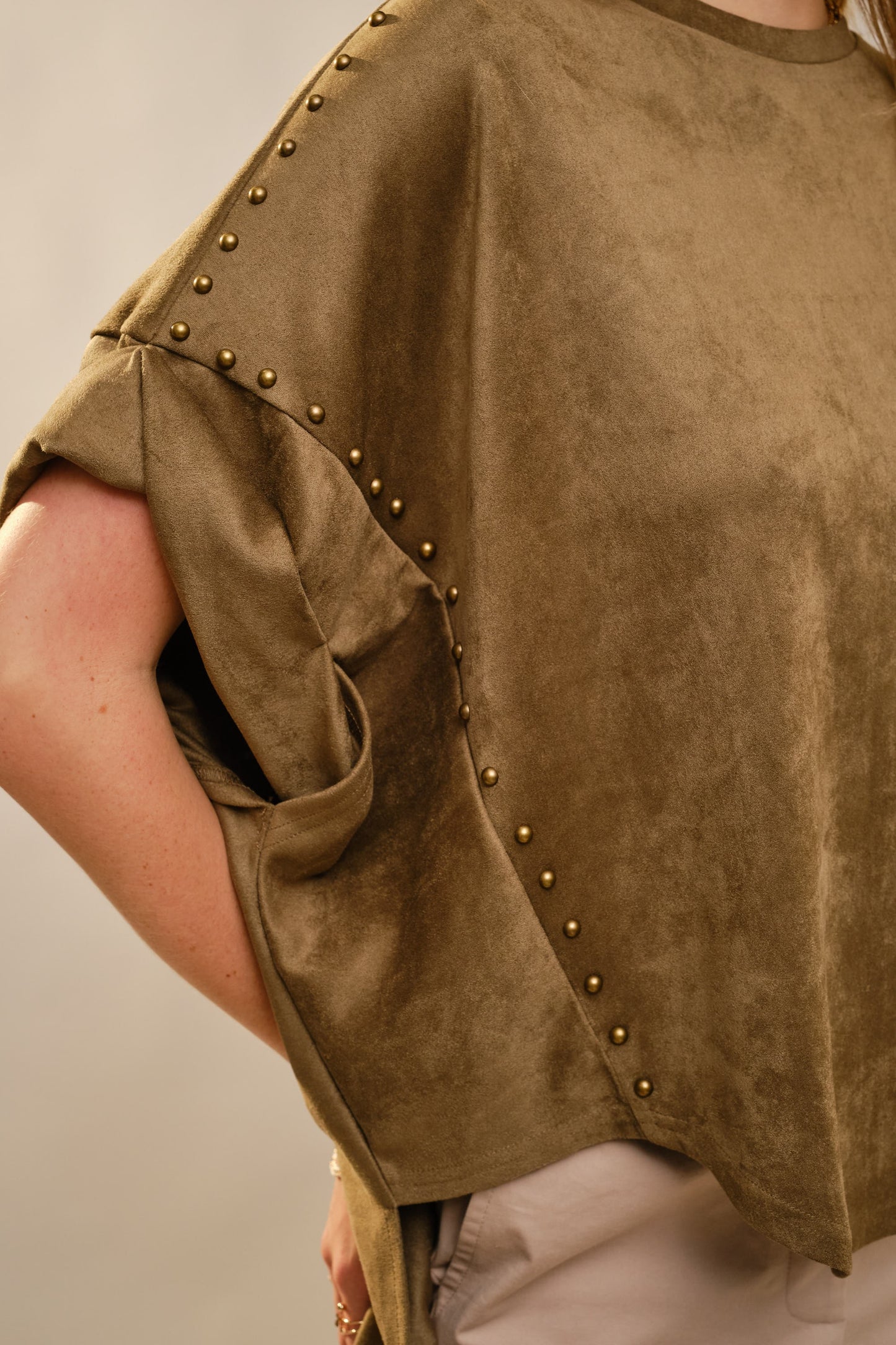 Studded High Low Oversized Tee Olive
