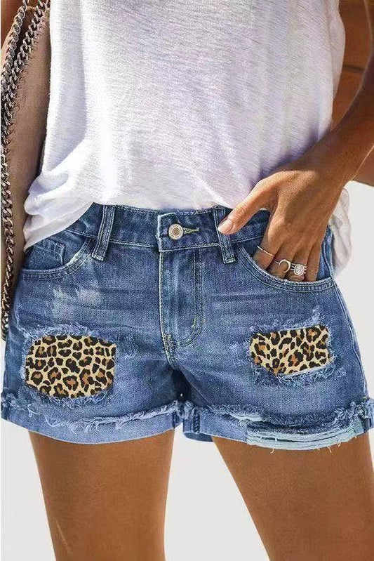 Shorts with Leopard Patch