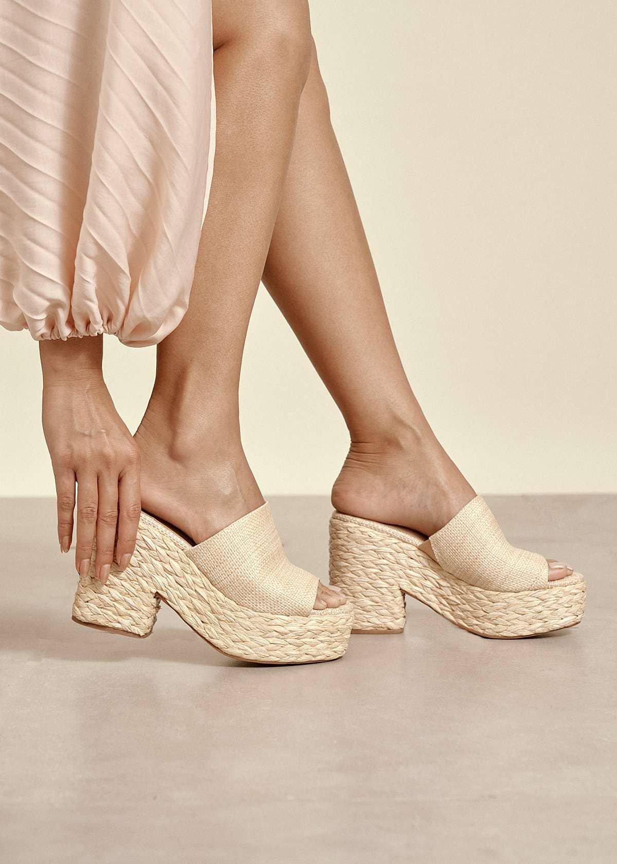 Miim ASHLYN Women Raffia Braided Chunky Platform Sandal